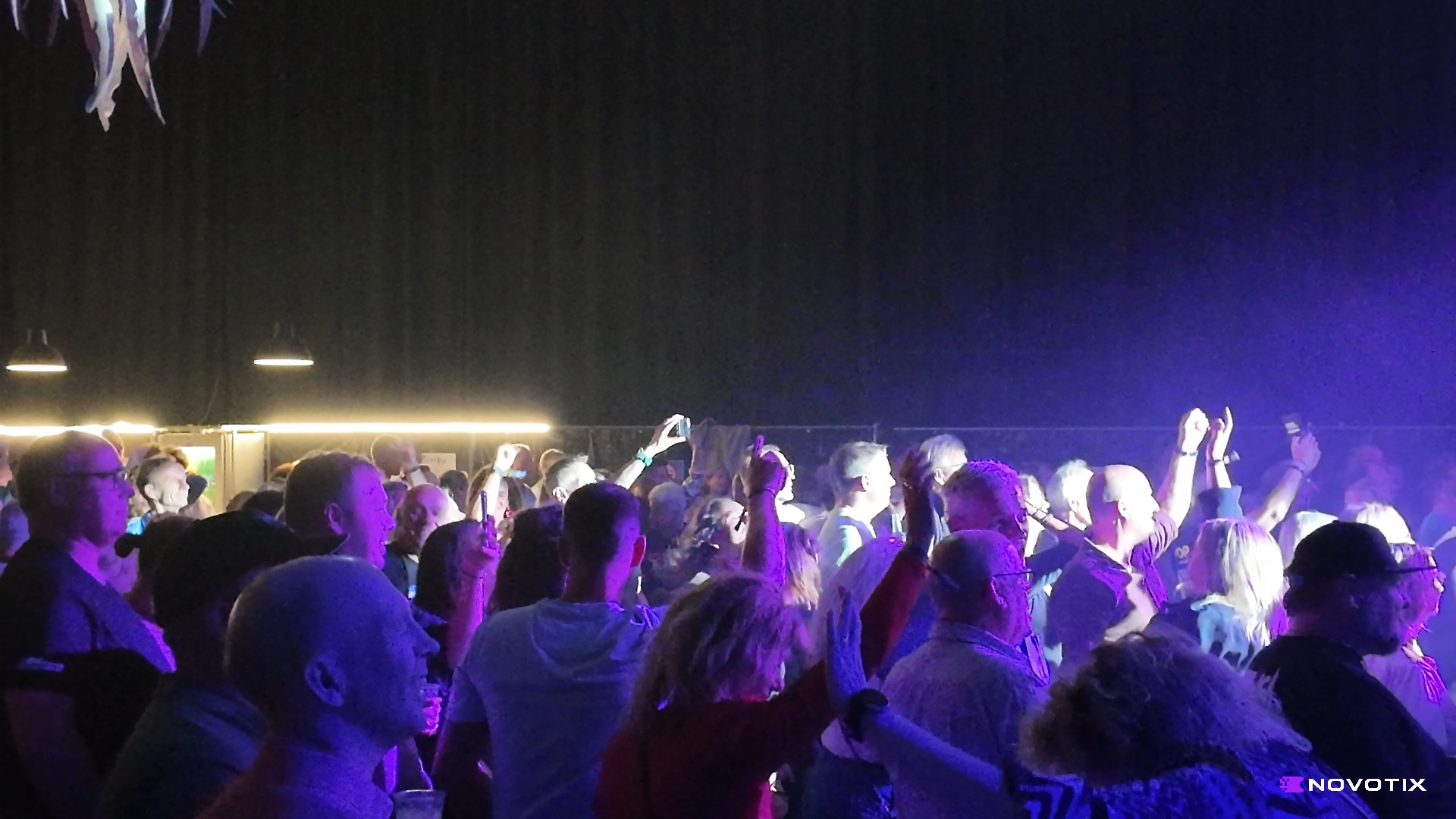 NOVOTIX - Kaaipop - Publiek 02